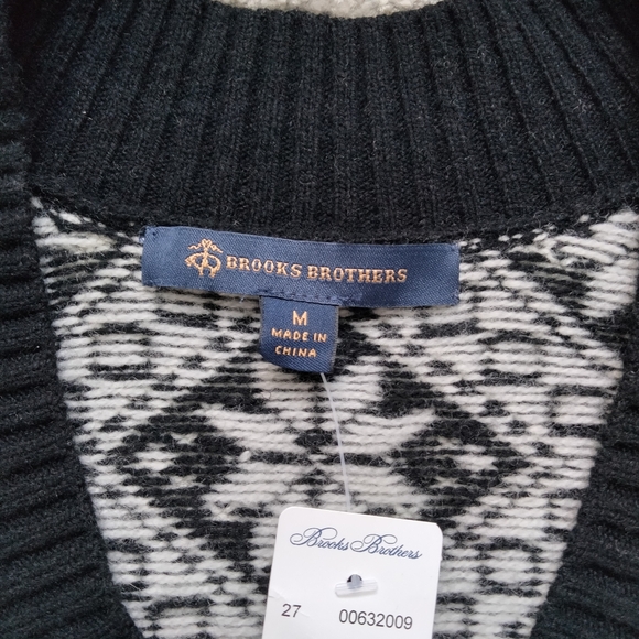 NWT M Brooks Brothers Wool V-Neck Nordic Alpine Black and White Sweater NEW - Picture 4 of 11